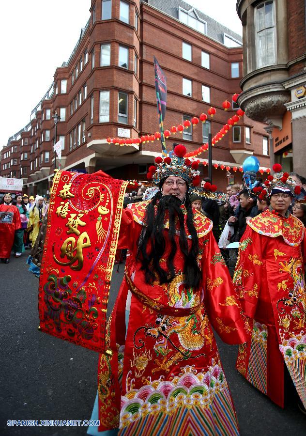 Gran Bretaña: Desfile para celebrar Año Nuevo Lunar Chino en Londres