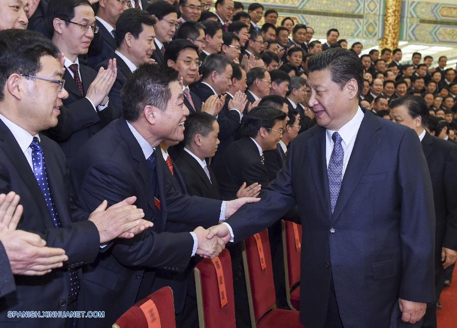 El presidente Xi Jinping pidió a funcionarios y figuras públicas guiar con el ejemplo y promover los buenos valores entre los ciudadanos chinos, especialmente entre la generación más joven.