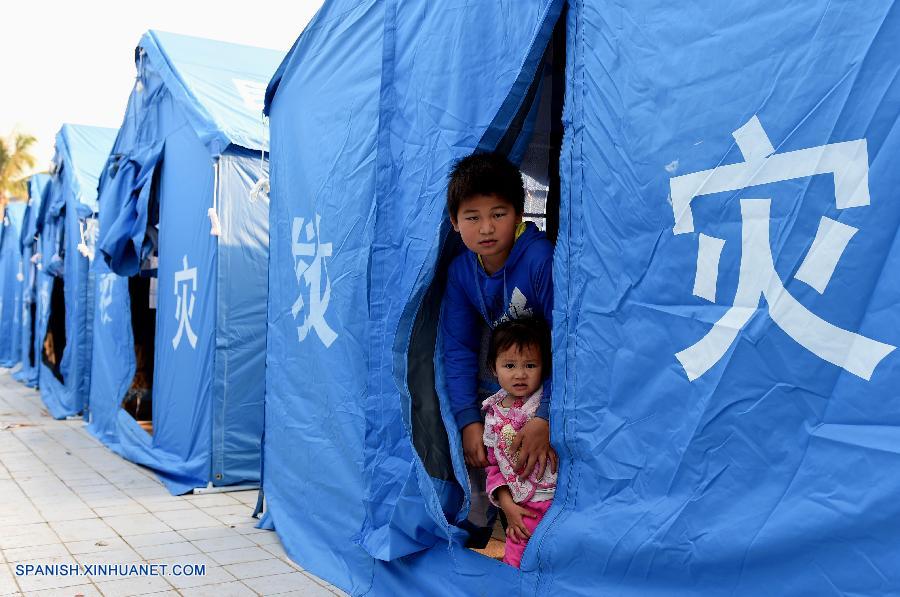 Un total de 32 personas resultaron heridas después de que un terremoto de 5,5 grados de magnitud en la escala de Richter sacudiera la provincia suroccidental china de Yunnan el domingo por la tarde, dijeron hoy lunes las autoridades locales.