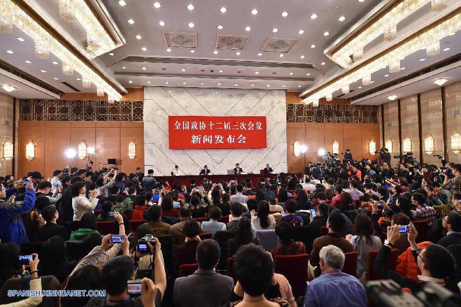 La parte continental de China tomará más medidas este año para que un mayor número de taiwaneses compartan los frutos del desarrollo pacífico de las relaciones a través del Estrecho, aseguró hoy lunes un portavoz del máximo órgano asesor político del país.