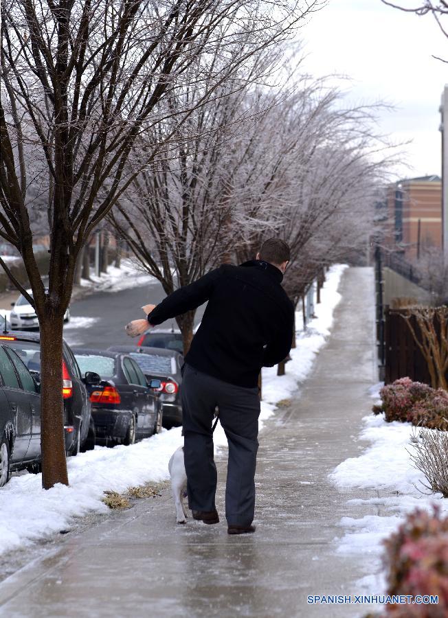 US-WASHINGTON-WEATHER-ICE