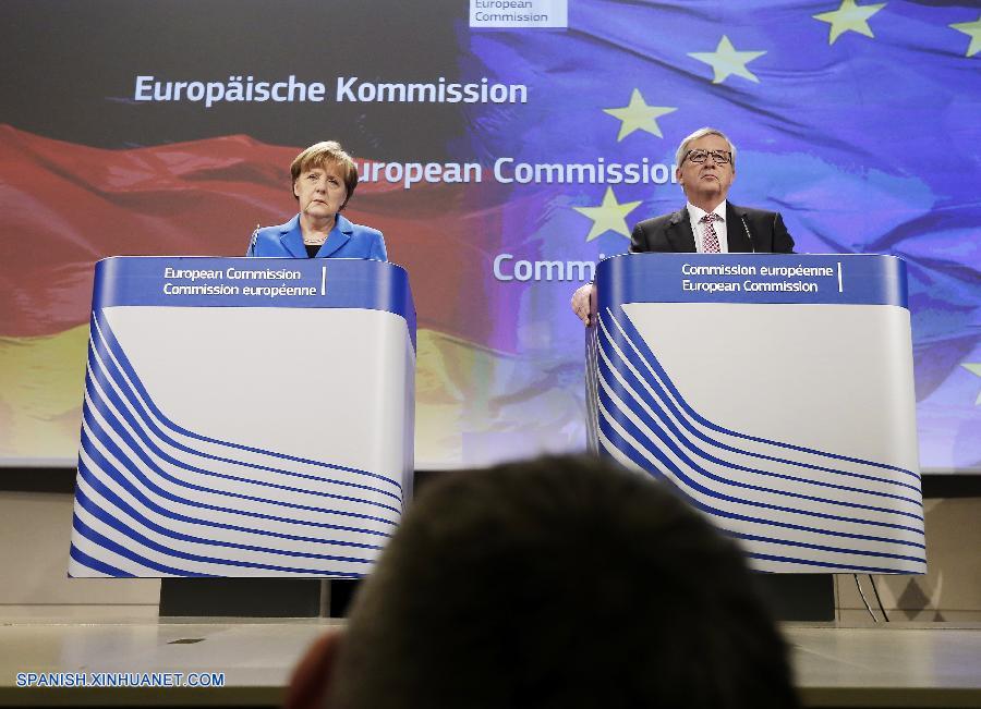 La canciller alemana Angela Merkel dijo hoy que la Unión Europea (UE) está 'lista para pasar a sanciones más duras' si el cese al fuego de Minsk no es respetado.