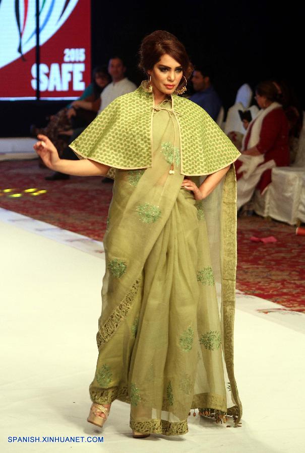 Semana de la moda en Karachi: Creaciones de Tehreem