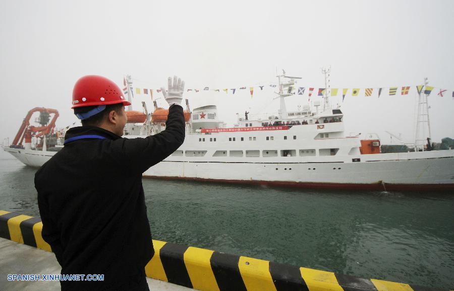 El sumergible tripulado de aguas profundas de China, Jiaolong, ha atracado exitosamente en su nuevo puerto de amarre de Qingdao, en la provincia oriental de Shandong, después de una expedición de 118 días en el Océano Índico.