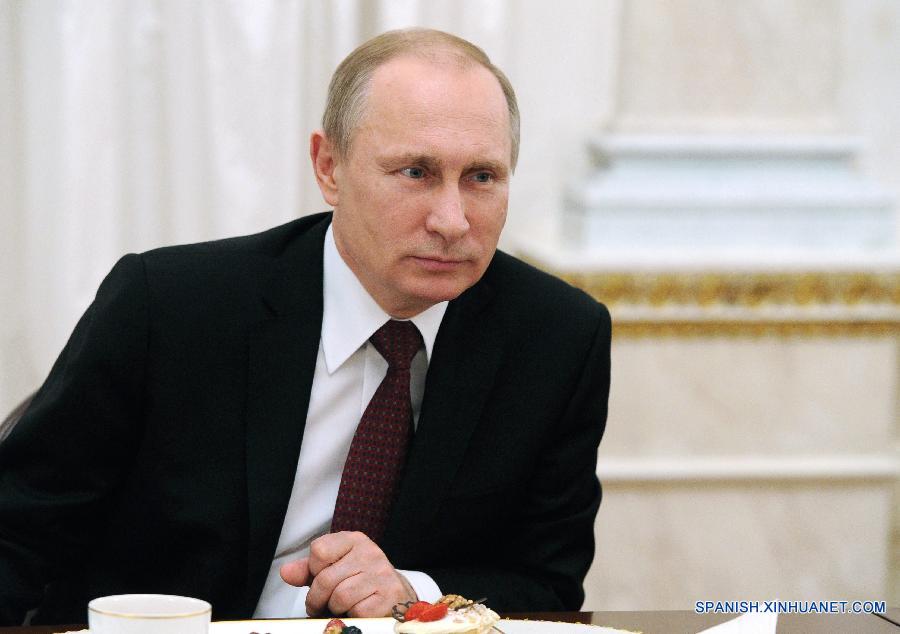 Attempts to rewrite WWII history distort the youth's history views: Putin (file pic)