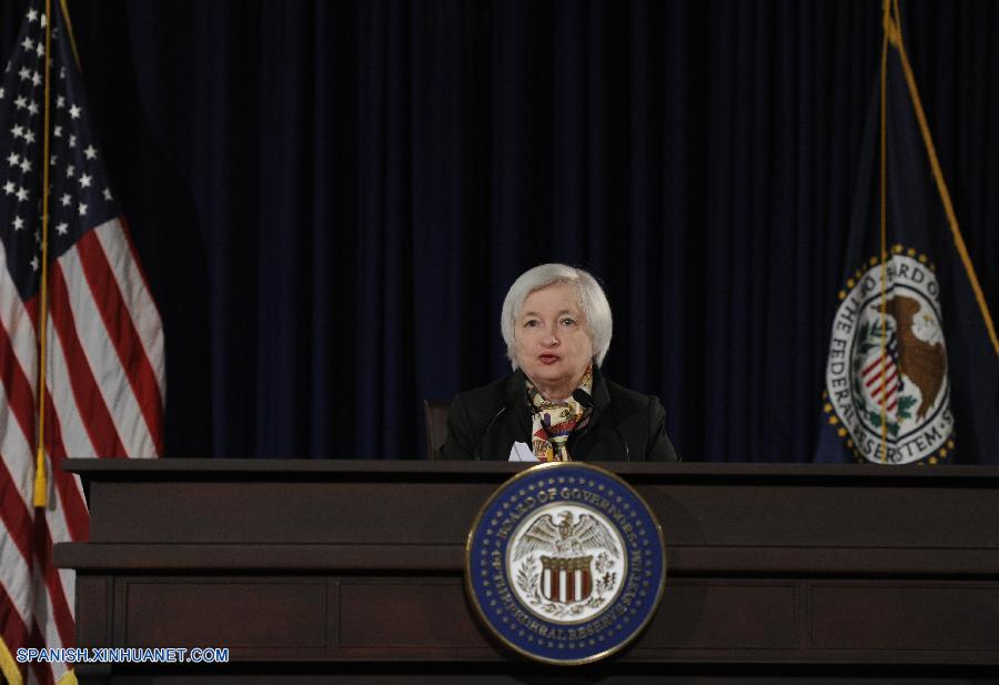 La Reserva Federal de Estados Unidos (Fed) abandonó hoy su promesa de ser 'paciente' para empezar a elevar las tasas de interés y preparó el terreno para elevar este año los costos de préstamo de referencia.