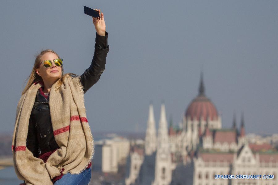 HUNGARY-BUDAPEST-SOLAR ECLIPSE