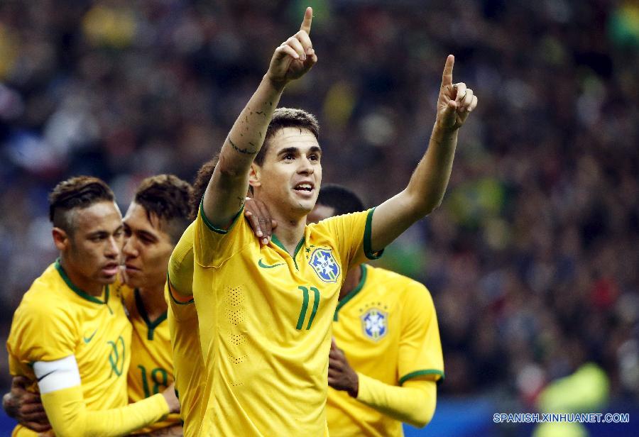 （体育）（1）足球——热身赛：巴西胜法国