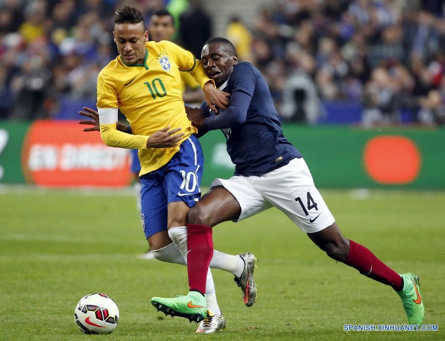 （体育）（2）足球——热身赛：巴西胜法国