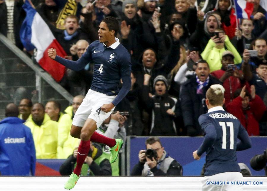 （体育）（6）足球——热身赛：巴西胜法国