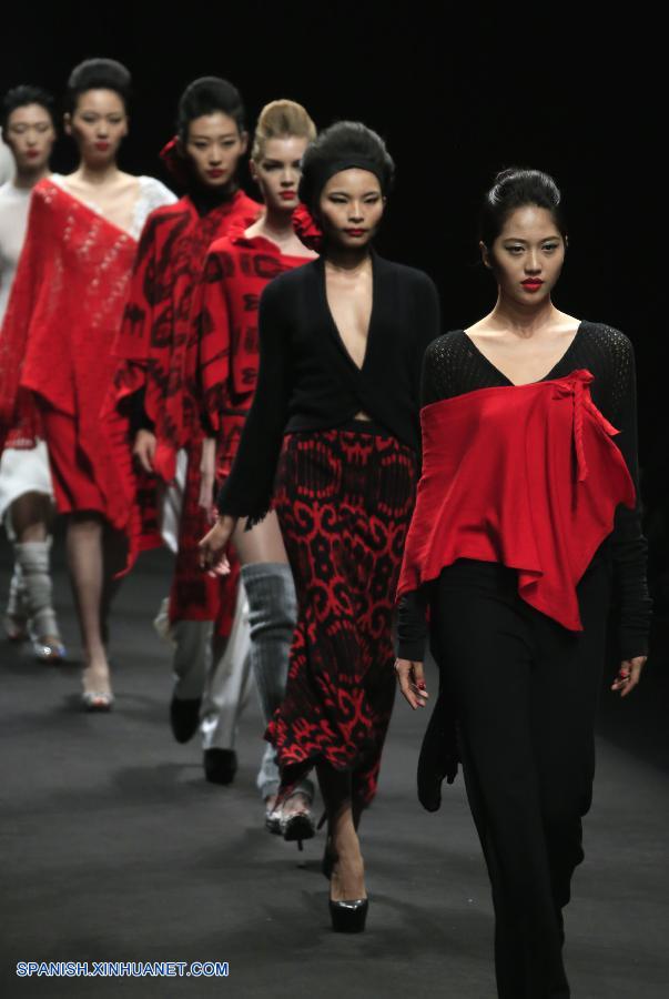 Semana de la moda en Beijing: Creaciones de Cheng Yingfen