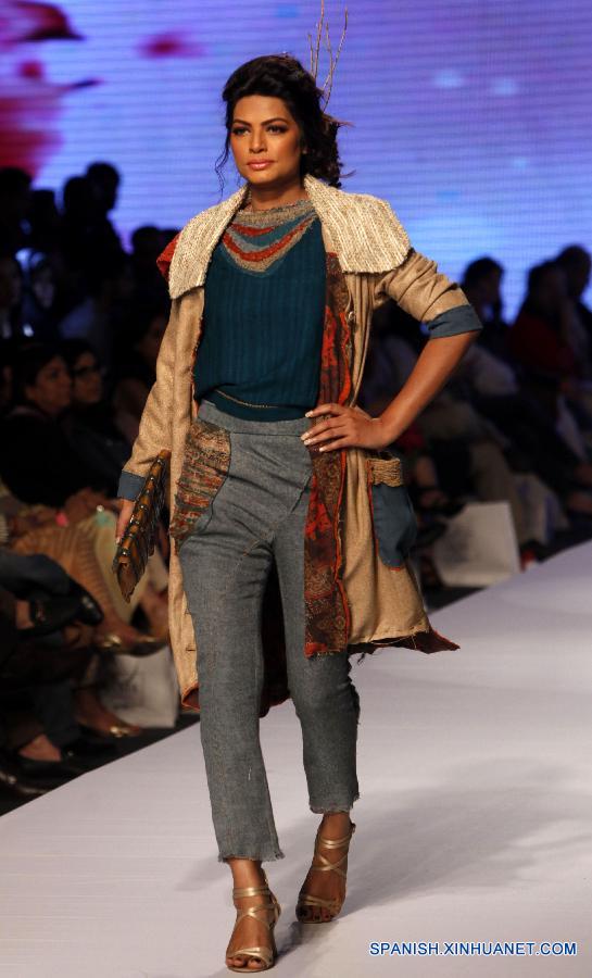 PAKISTAN-KARACHI-FASHION  WEEK