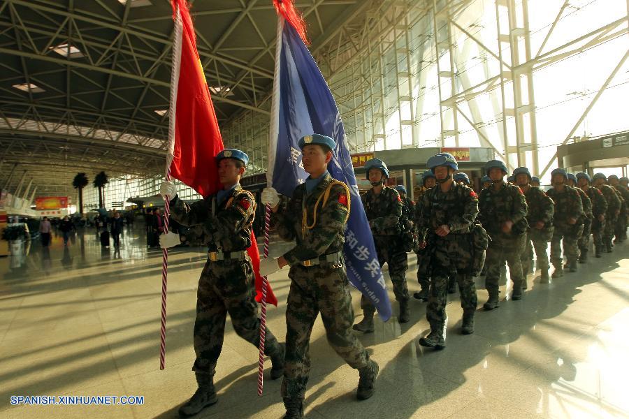 El último destacamento, constituido por 130 pacificadores, del primer despliegue de China de un batallón completo de infantería para una misión de mantenimiento de la paz de la Organización de las Naciones Unidas (ONU), salió esta noche del país rumbo a Sudán del Sur.