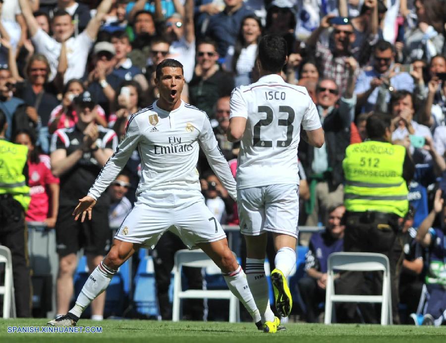 El club español de fútbol Real Madrid saltó al Santiago Bernabeu con varias rotaciones para su compromiso de Champions y sin grandes esfuerzos ganó 3-0 al Eibar, en un partido de clara superioridad madridista.