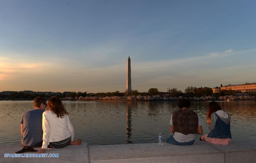 U.S.-WASHINGTON D.C.-CHERRY BLOSSOM    