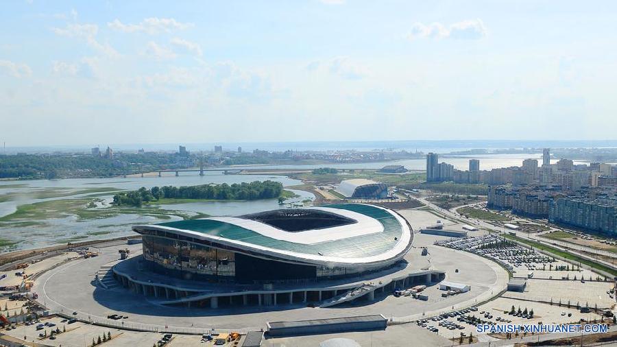 Russia to replace imported materials in preparation for 2018 #WorldCup (FIFA pic) xhne.ws/7agPY 
