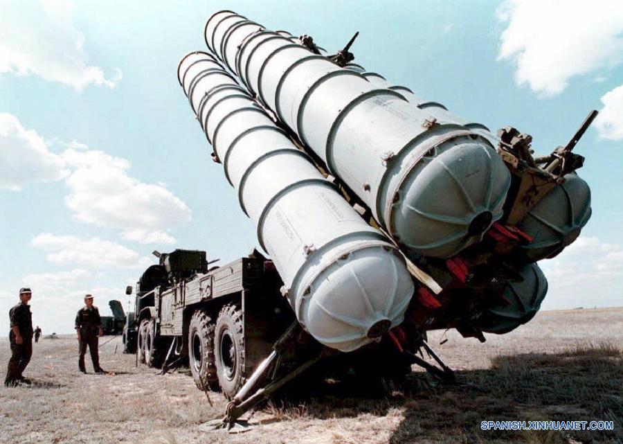 Russian FM Lavrov says supply of S-300 missile systems to #Iran no threat to #Israel (AFP file pic)