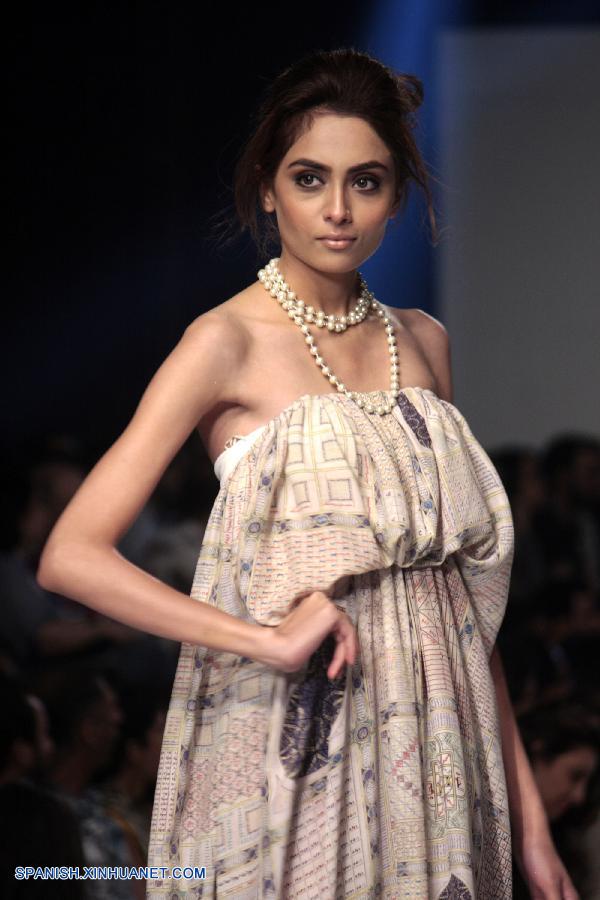Semana de la moda en Pakistán: Creaciones de Zonia Anwar
