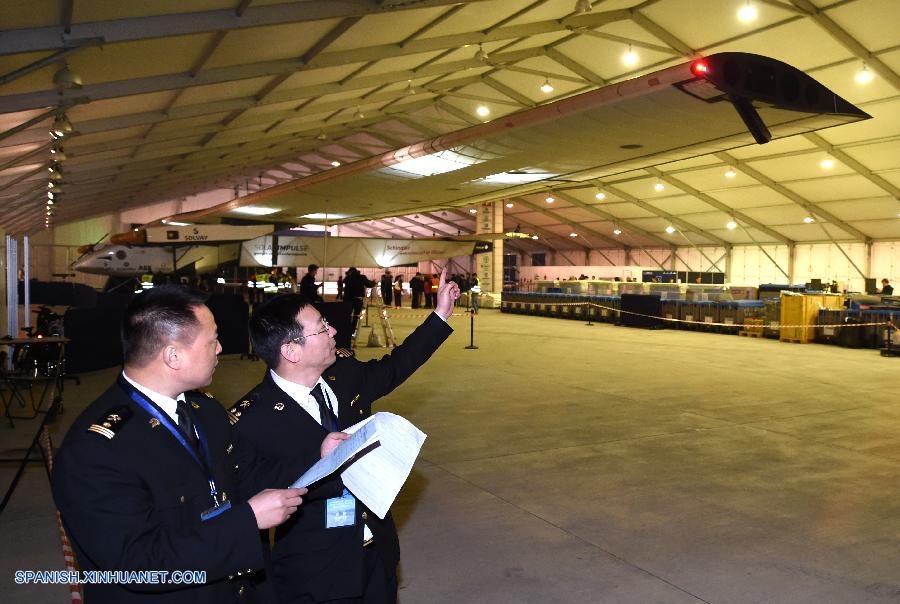 El avión Impulso Solar 2 despegó desde la municipalidad suroccidental china de Chongqing hoy martes para su segunda parada en el país asiático y la sexta de su aventura alrededor del mundo.