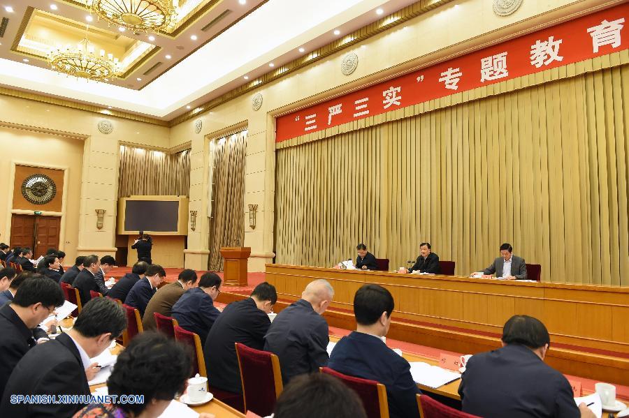Liu Yunshan, alto líder del Partido Comunista de China (PCCh), pidió a los funcionarios chinos que cumplan un código de conducta cuyas palabras clave sean 'estricto' y 'honesto'.