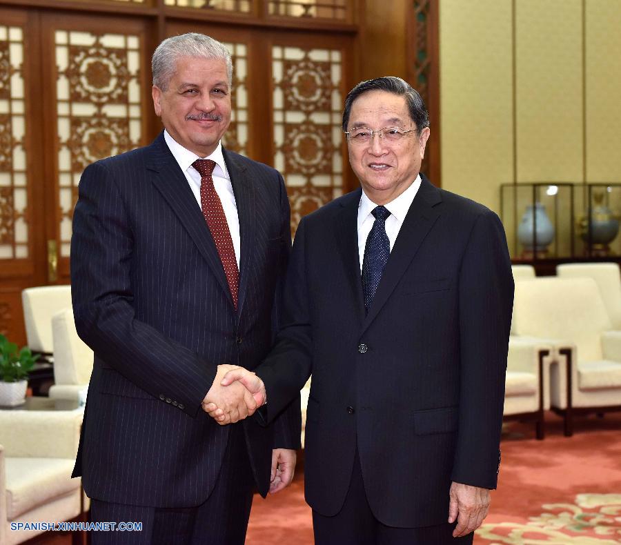 El máximo asesor político de China, Yu Zhengsheng, se reunió hoy en la capital china con el primer ministro de Argelia, Abdelmalek Sellal, y prometió elevar la asociación estratégica integral.