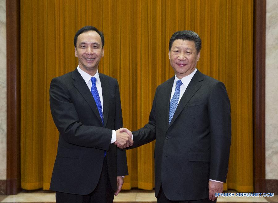 （时政）习近平总书记会见中国国民党主席朱立伦