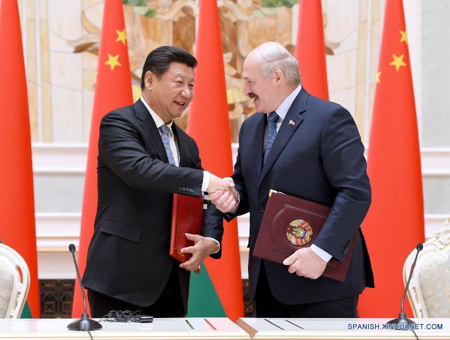 BELARUS-MINSK-XI JINPING-ALEXANDER LUKASHENKO-SIGNING (CN)