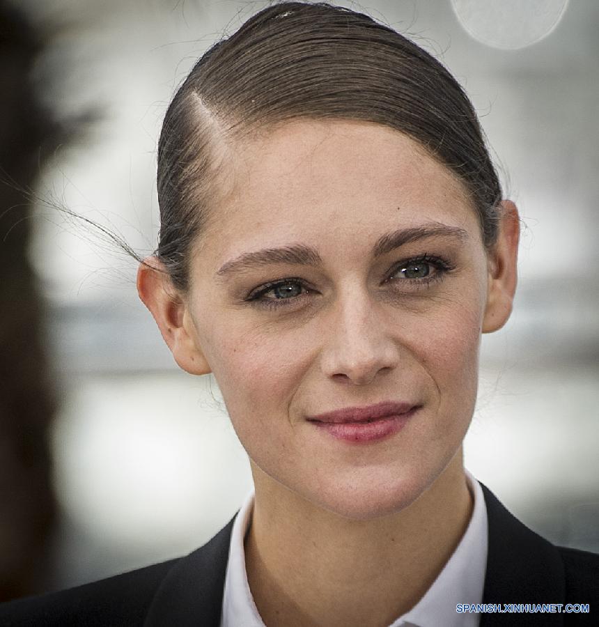 FRANCE-CANNES-LOBSTER-PHOTOCALL