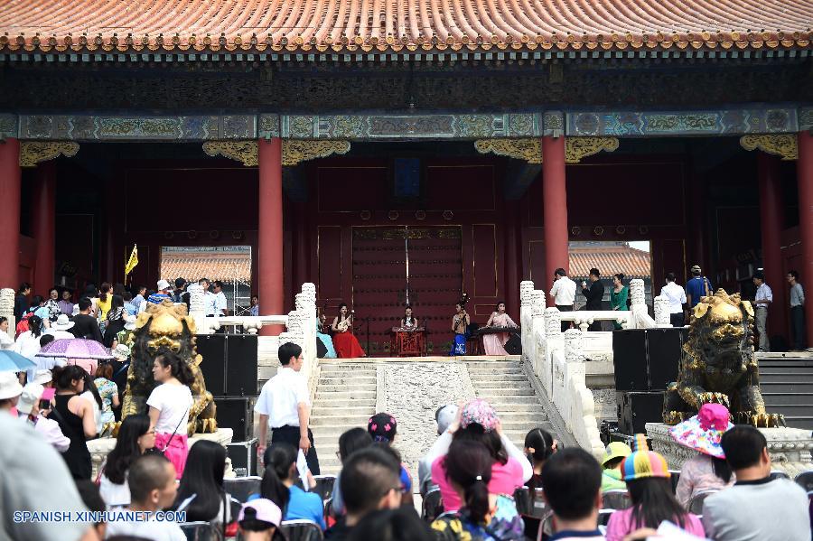 El Museo del Palacio Imperial de Beijing, también conocido como la Ciudad Prohibida, aplicará una cuota para limitar la cantidad de visitantes diarios a 80.000 personas a partir del 13 de junio, anunció hoy la administración del museo.