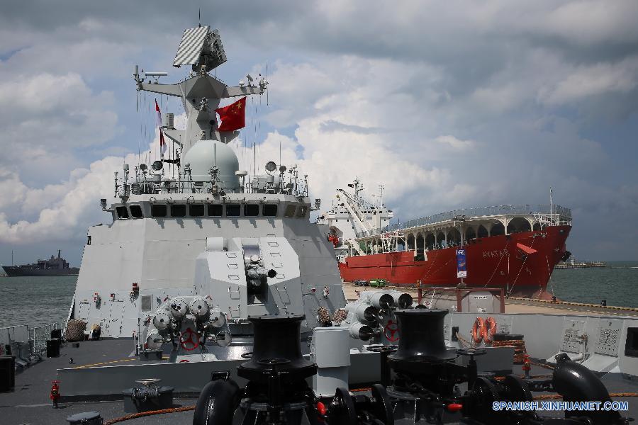 （国际）（1）中国海军玉林舰参加亚洲国际海事防务展