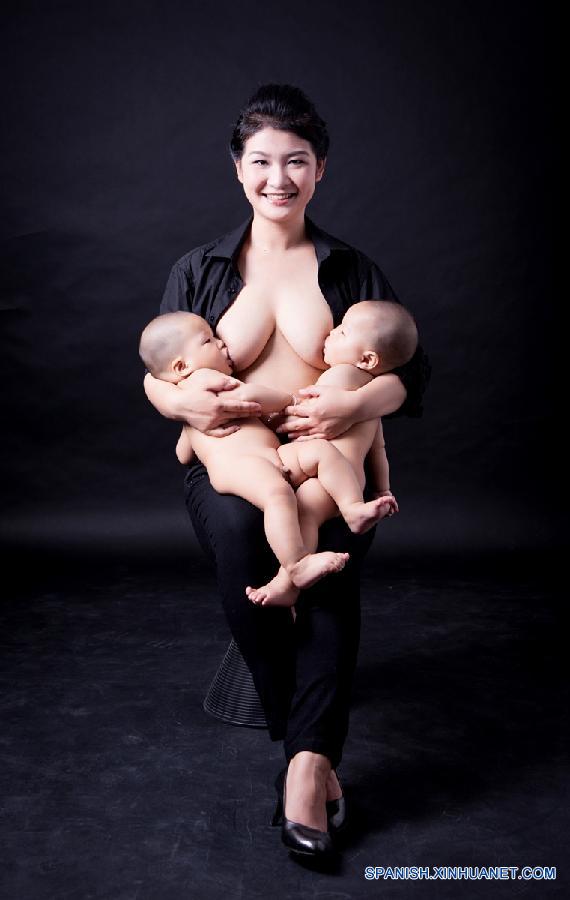 CHINA-BREASTFEEDING DAY-ART PHOTOS (CN)