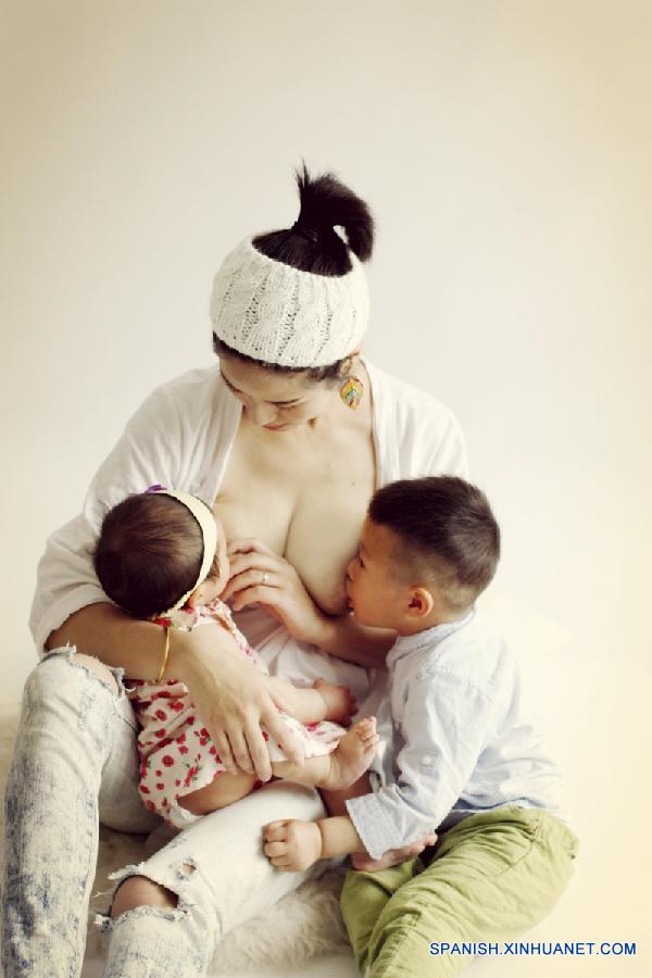 CHINA-BREASTFEEDING DAY-ART PHOTOS (CN)