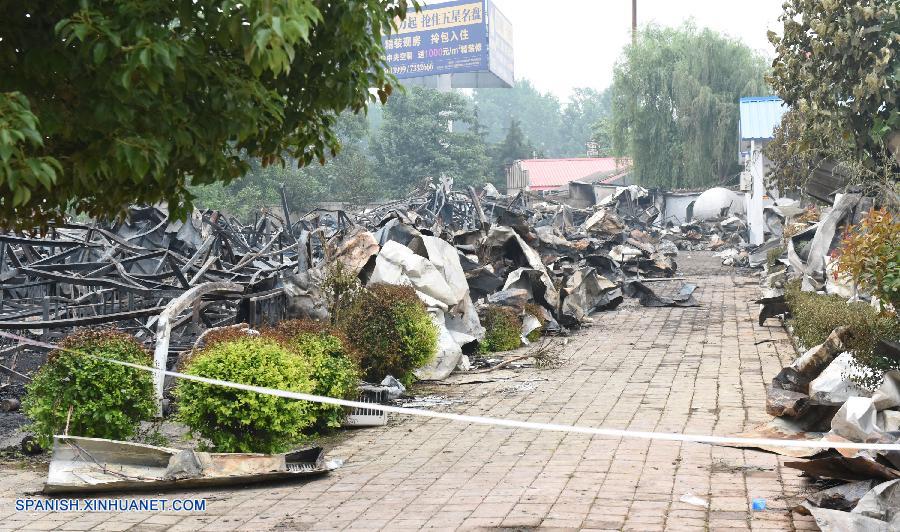 Treinta y ocho personas murieron y seis más resultaron heridas debido a un incendio ocurrido la noche del lunes en un asilo de ancianos en la provincia central china de Henan, informaron hoy las autoridades.