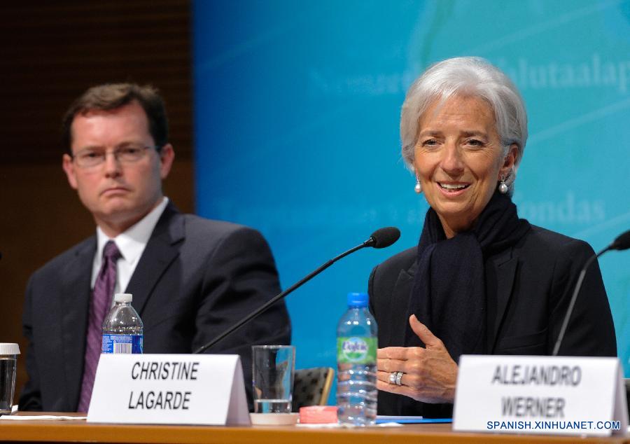 （国际）（1）IMF称美联储可能2016年上半年启动加息