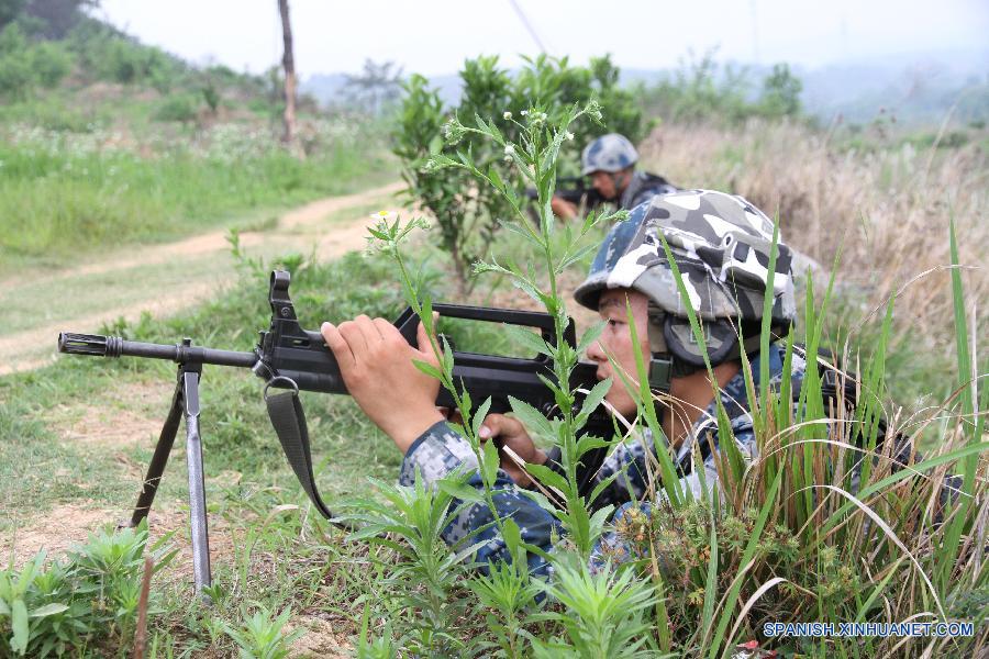 （图文互动）（2）中国空降兵赴白俄罗斯参加“神鹰－2015”联合反恐训练