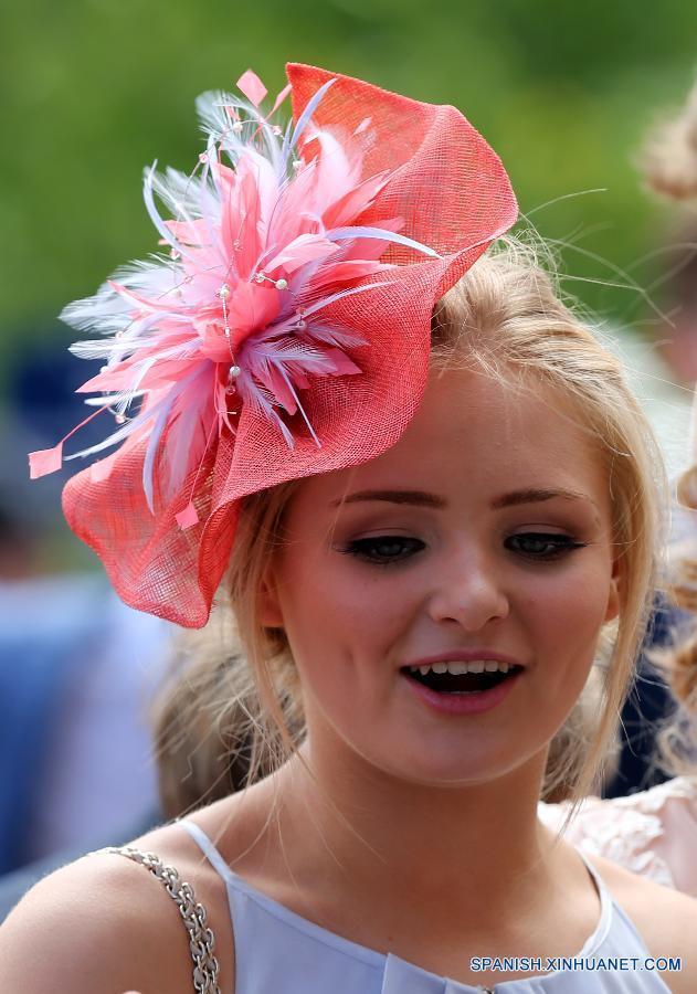 BRITAIN-LONDON-HORSE RACING-ROYAL ASCOT-FASCINATOR