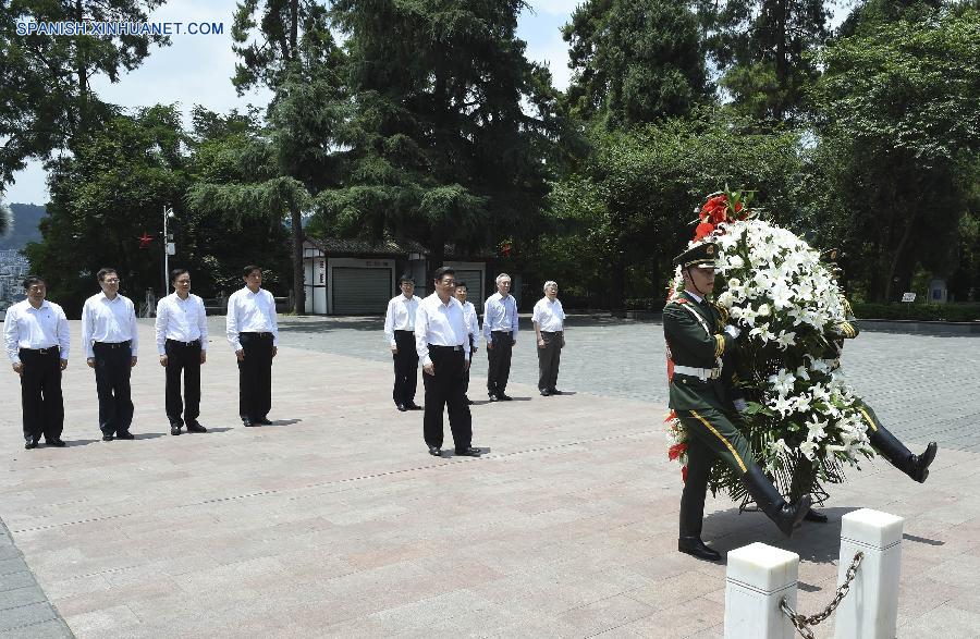 El presidente de China, Xi Jinping, se enfocó en la seguridad de los alimentos, el Big Data y el desarrollo vocacional durante su visita a la provincia de Guizhou, suroeste del país, que concluyó hoy.