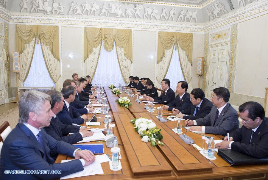 Líderes chino y ruso prometieron llevar a cabo acuerdos bilaterales al mismo tiempo que esperan más resultados en la cooperación pragmática.