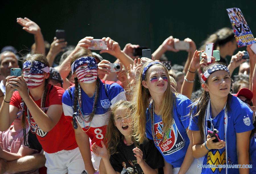 Se celebra la ganancia de Copa Mundial Femenina en Nueva York