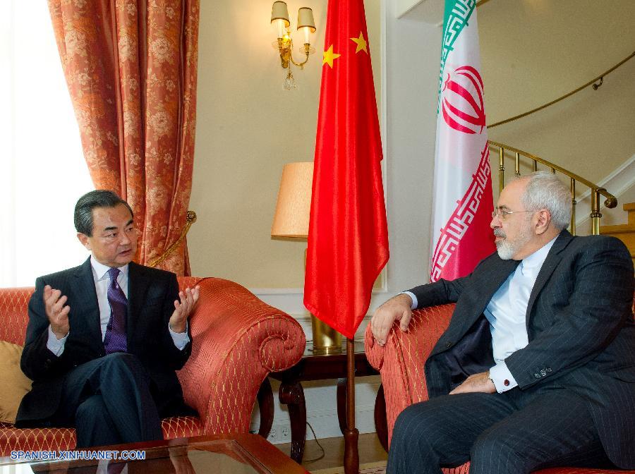 El ministro de Relaciones Exteriores de Irán, Mohammad Javad Zarif, dijo hoy en una reunión en Viena con su homólogo chino, Wang Yi, que las maratónicas conversaciones nucleares podrían prolongarse el tiempo que sea necesario.