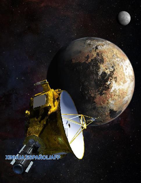 La sonda espacial 'New Horizons' de la NASA, hizo hoy el primer vuelo a unos 12.472 kilómetros (7.750 millas) sobre la superficie de Plutón, el mayor acercamiento al planeta enano a las 07:49 a.m., hora de la Costa Este (11:49 GMT) de hoy, informó la televisión de la agencia espacial estadounidense.