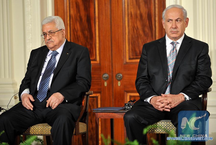 Top Israeli, Palestinian leaders speak on phone 1st time in 2 years