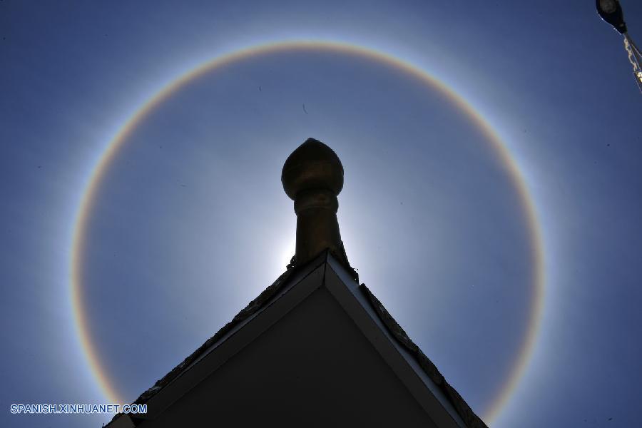 Tíbet: Halo solar en Lhasa