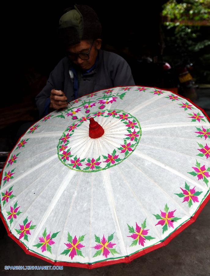 Sombrilla de papel aceite, una artesanía tradicional china