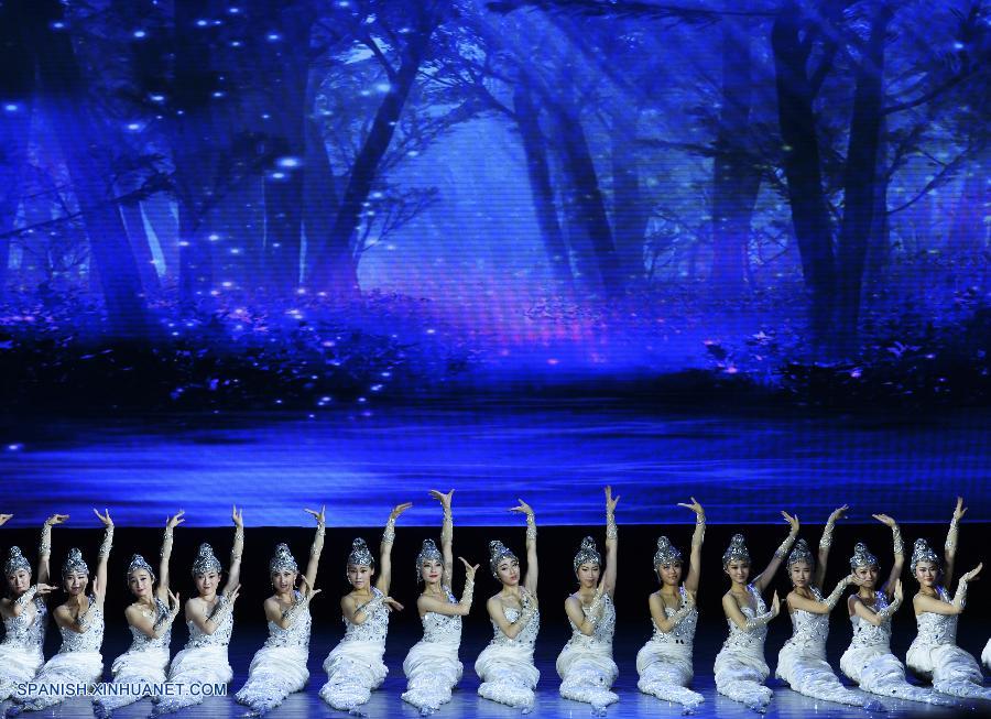 Festival Internacional de Danza de Xinjiang en Urumqi