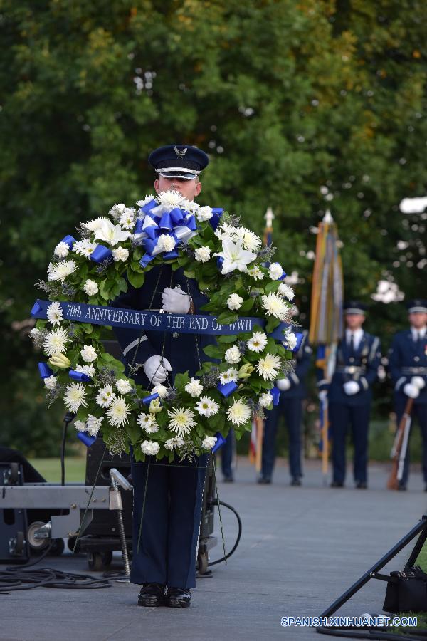 U.S.-ARLINGTON-WORLD WAR II-70TH ANNIVERSARY-COMMEMORATION