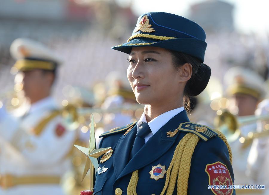 Unos 12.000 militares, y veteranos de la Segunda Guerra Mundial y sus familiares se reunieron alrededor de la Plaza de Tian'anmen de Beijing hoy jueves por la mañana, listos para el desfile del Día de la Victoria.