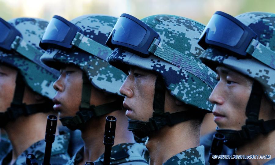 Unos 12.000 militares, y veteranos de la Segunda Guerra Mundial y sus familiares se reunieron alrededor de la Plaza de Tian'anmen de Beijing hoy jueves por la mañana, listos para el desfile del Día de la Victoria.