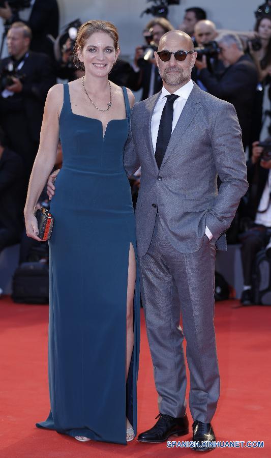 Actor Stanley Tucci y su esposa Felicity Blunt participaron en la presentación de 'Spotlight' durante la 72 edición del Festival de Cine de Venecia, en Italia, el 3 de septiembre.