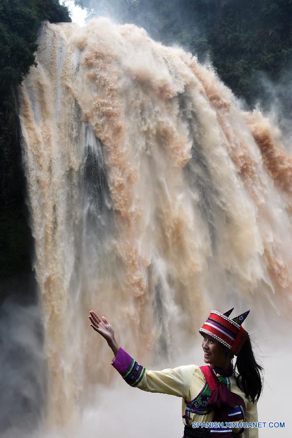 CHINA-YUNNAN-FEILONG WATERFALL (CN)